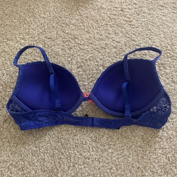 Tezenis Lace Demi pushup Bra size: 34C - Picture 3 of 6